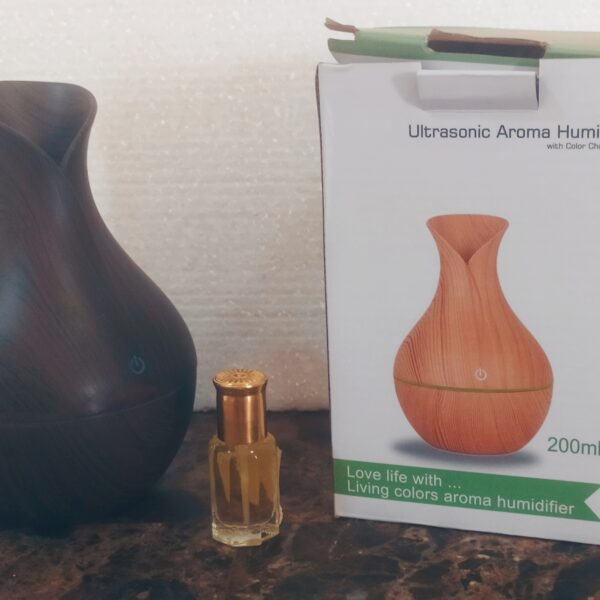 200ML USB Powered Diffuser Humidifier with 6ML Essential Oil
